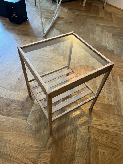 Nocni stolek z bambusu IKEA, dobry stav