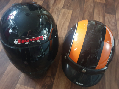 MOTO helmy staré