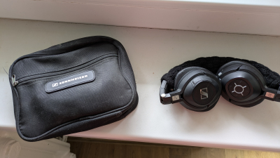 sluchátka Sennheiser mm550