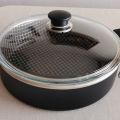 Hrnec se skleněnou poklicí, průměr 28 cm,
