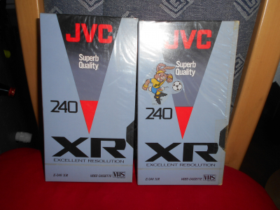 2x videokazeta  JVC  240