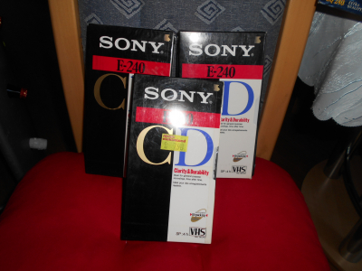 3 videokazety Sony