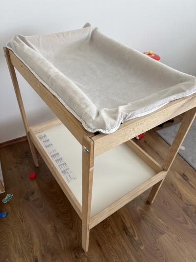 Přebalovací pult IKEA