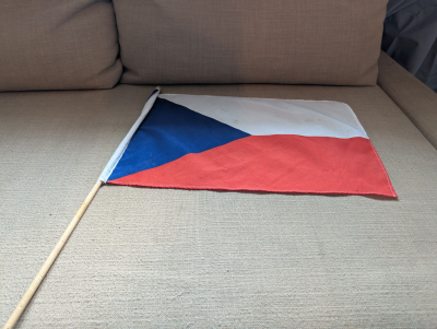 Česká vlajka na tyčce