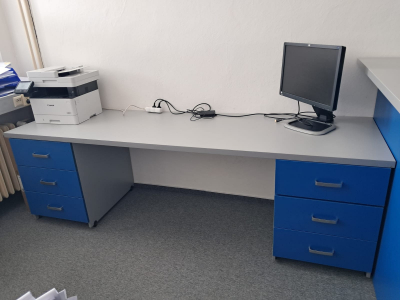 Daruji za odvoz kancelářský nábytek