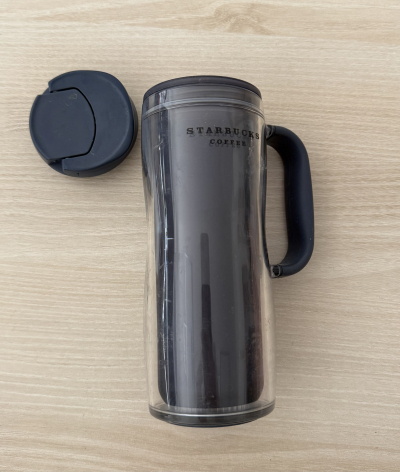 termo hrnek Starbucks
