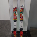 Starší dětské lyže v dobrém stavu 90cm