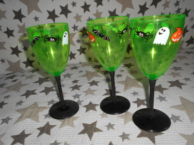 Halloweenské poháry zelené 3 kusy.