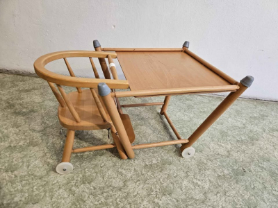Sháním tuto jídelní židličku