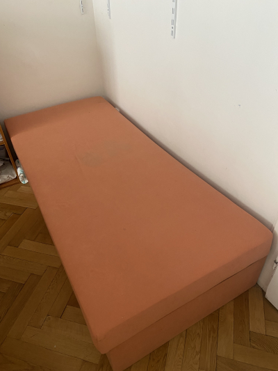 Daruji za odvoz postel s úložným prostorem