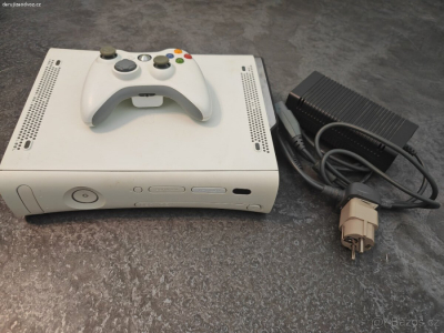 Hledám funkční i nefunkční Xbox 360, klidně i starší