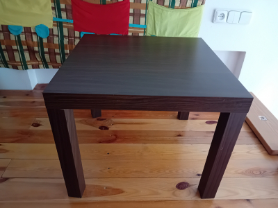 Odkládací stolek IKEA