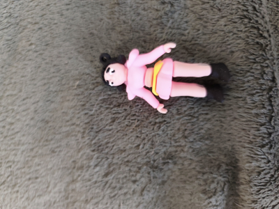 Malinká figurka 2