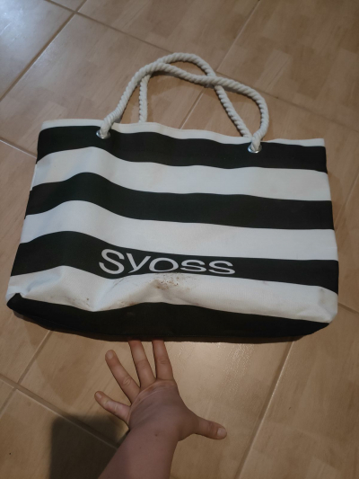 Pruhovaná taška zn. Syoss