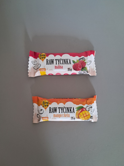 2 Raw tyčinky ovocné