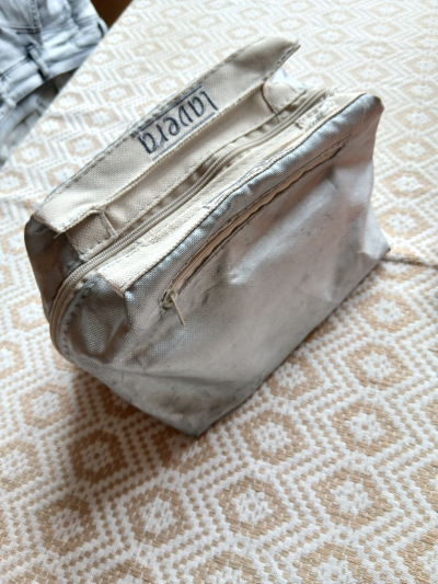 taštička na cokoli