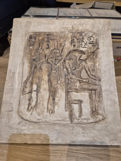 Daruji sádrový odlitek motiv Egypt