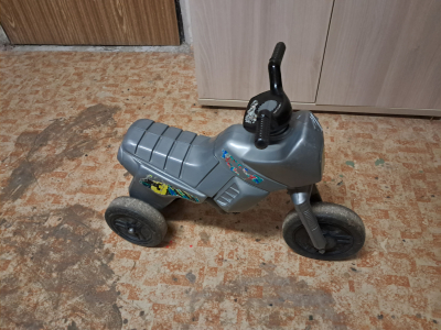 Motorka odrážedlo