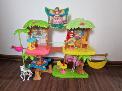 Kavárna v pralese Enchantimals