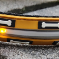 Svítící obojek cca 35 cm.