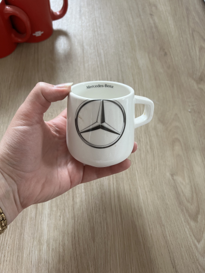 Hrníček Mercedes