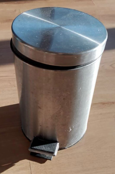 Nerez koš cca 25 cm vysoký