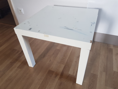 Lehký stolek 55x55x45