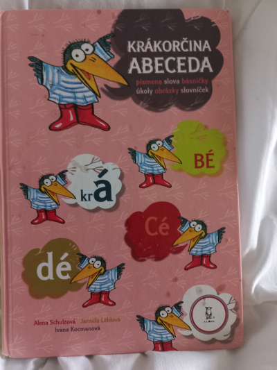 Dětská  kniha Krákorčina abeceda s ukoly