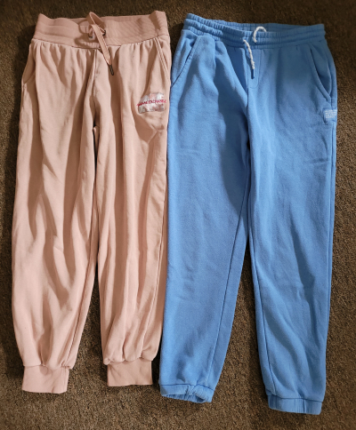 2x tepláky vel. 158