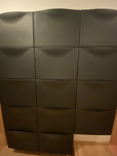 Botník Tronnes