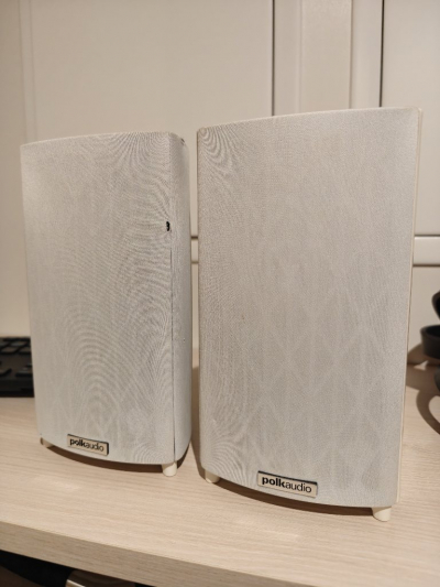 Surround reproduktory Polk Audio RM8