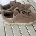 Tenisky DKNY