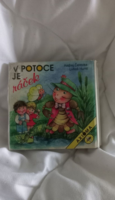 Knížka pro děti  V potoce je ráček
