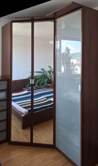 Rohová skříň IKEA