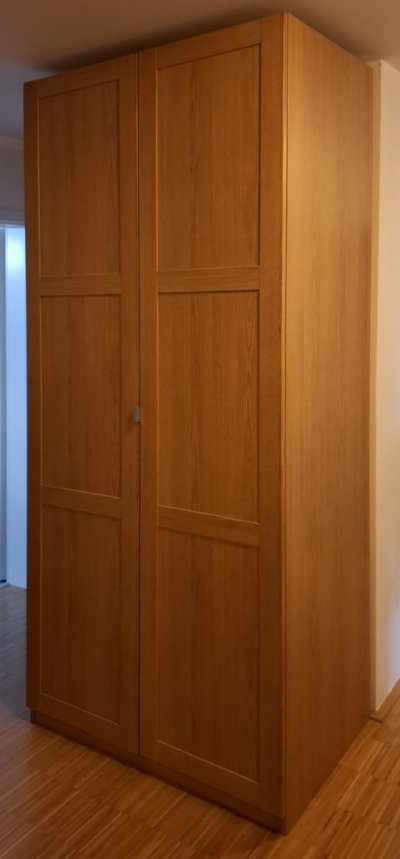 Skříň dvoukřídlá IKEA