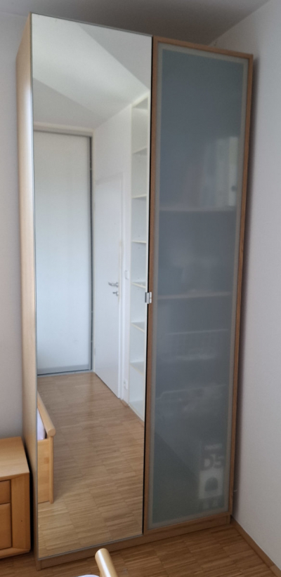 Dvoukřídlá zrcadlová skříň IKEA