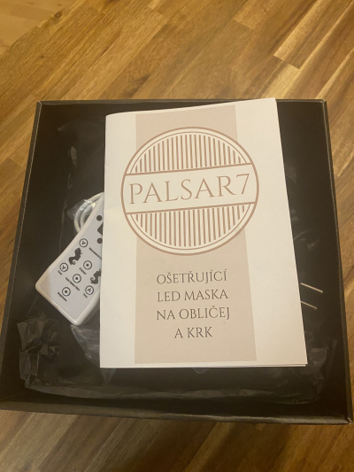 Světelnou masku