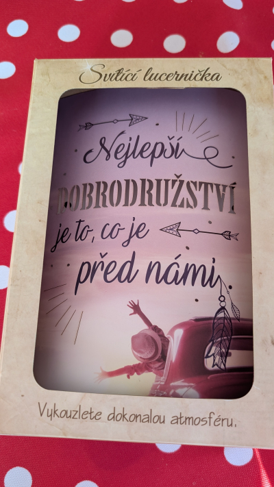 Svítící lucernička