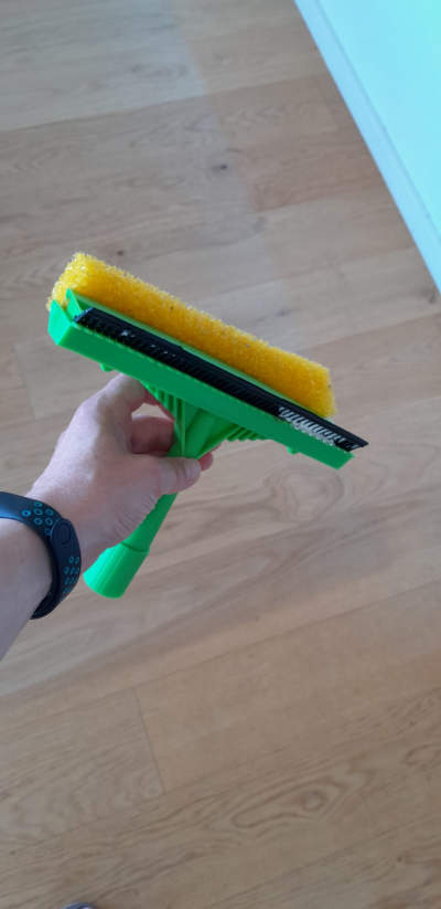 Stěrka na okno