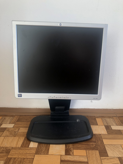 Starší ale funkční monitor