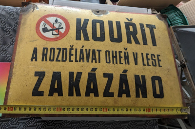 Plechová cedule (ochraňte svůj les!)
