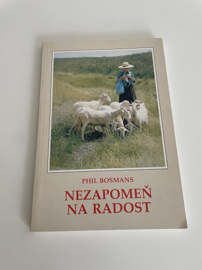 Kniha NEZAPOMEŇ NA RADOST