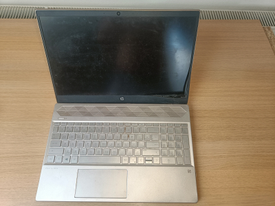 hp notebook na díly