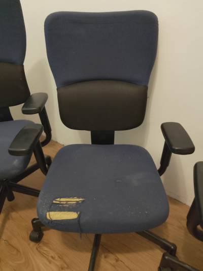 Darujeme kancelářské židle 5ks