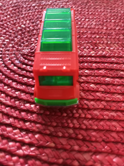 Auto oranžové