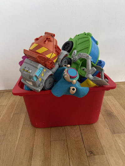 Set tvořítek a pomůcek k modelíně zn. Play-Doh