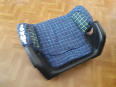Podsedák do auta