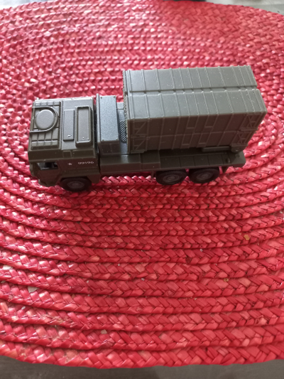 Nákladní auto tm.zelene