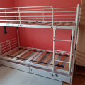 Patrová postel kovová (IKEA)