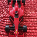 Autíčko formule Shell